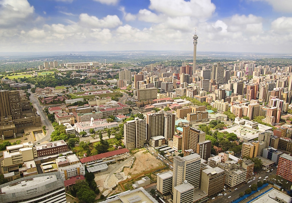 SOUTH AFRICA: three banks to raise $1bn for energy transition © WitR/Shutterstock