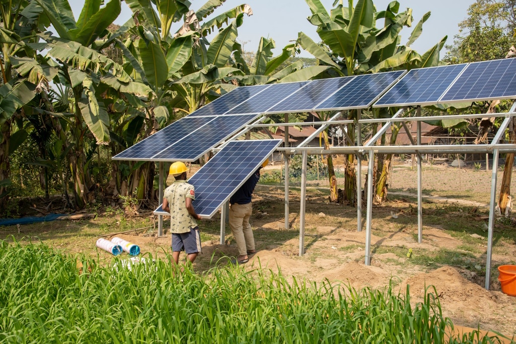 ZAMBIE : Oikocredit ouvre une ligne de crédit de 2M$ pour les systèmes solaires de RDG © ARIJIT1604/Shutterstock