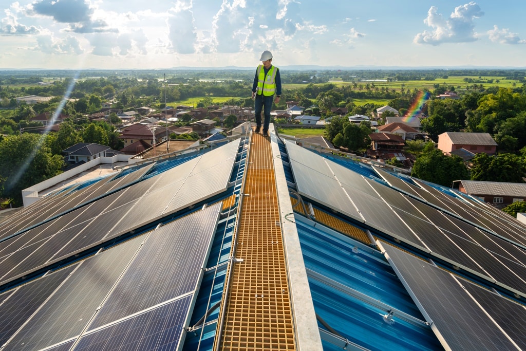 RDV à Paris le 7 mars pour parler d’écoconstruction et de décarbonation des bâtiments © Tong_stocker/Shutterstock