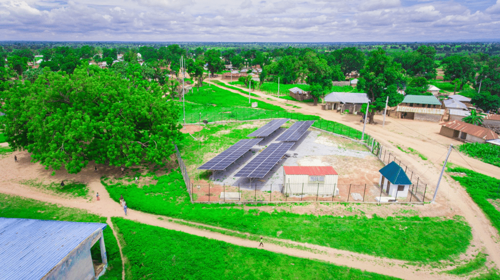 NIGERIA: EIB commits $20m for electrification via solar mini-grids © Husk Power