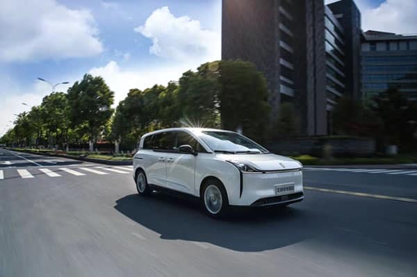 Chinese carmaker FAW to relocate production of its "Bestune NAT" EV to Egypt ©FAW