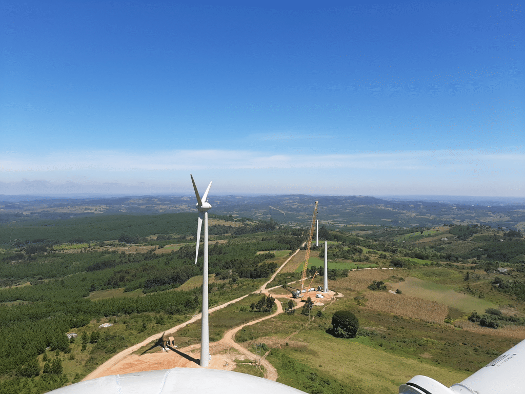 TANZANIE : la BII finance 15 M$ pour les mini-réseaux alimentés à l’énergie éolienne © Rift Valley Energy/Shutterstock