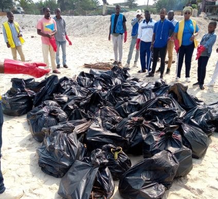CONGO: Cleared of rubbish, Pointe-Noire beach regains its appeal © Carrel Stephen Vouidibio/Shutterstock